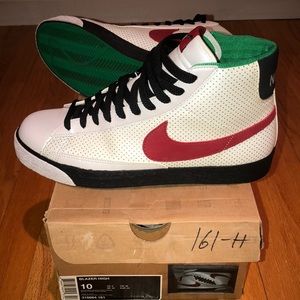 Nike Blazer High- White/Black/Lucky Green/Red